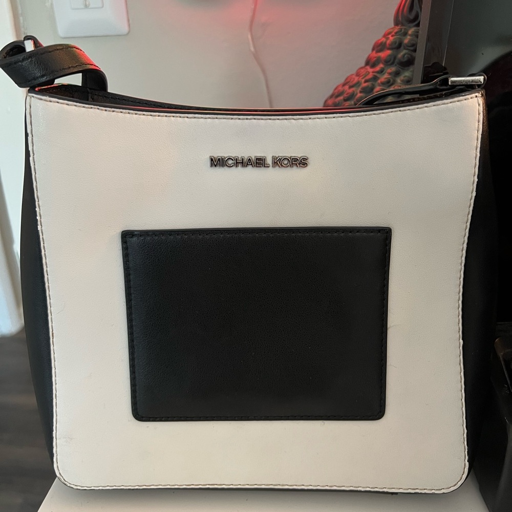 Michael Kors Shoulder Bag